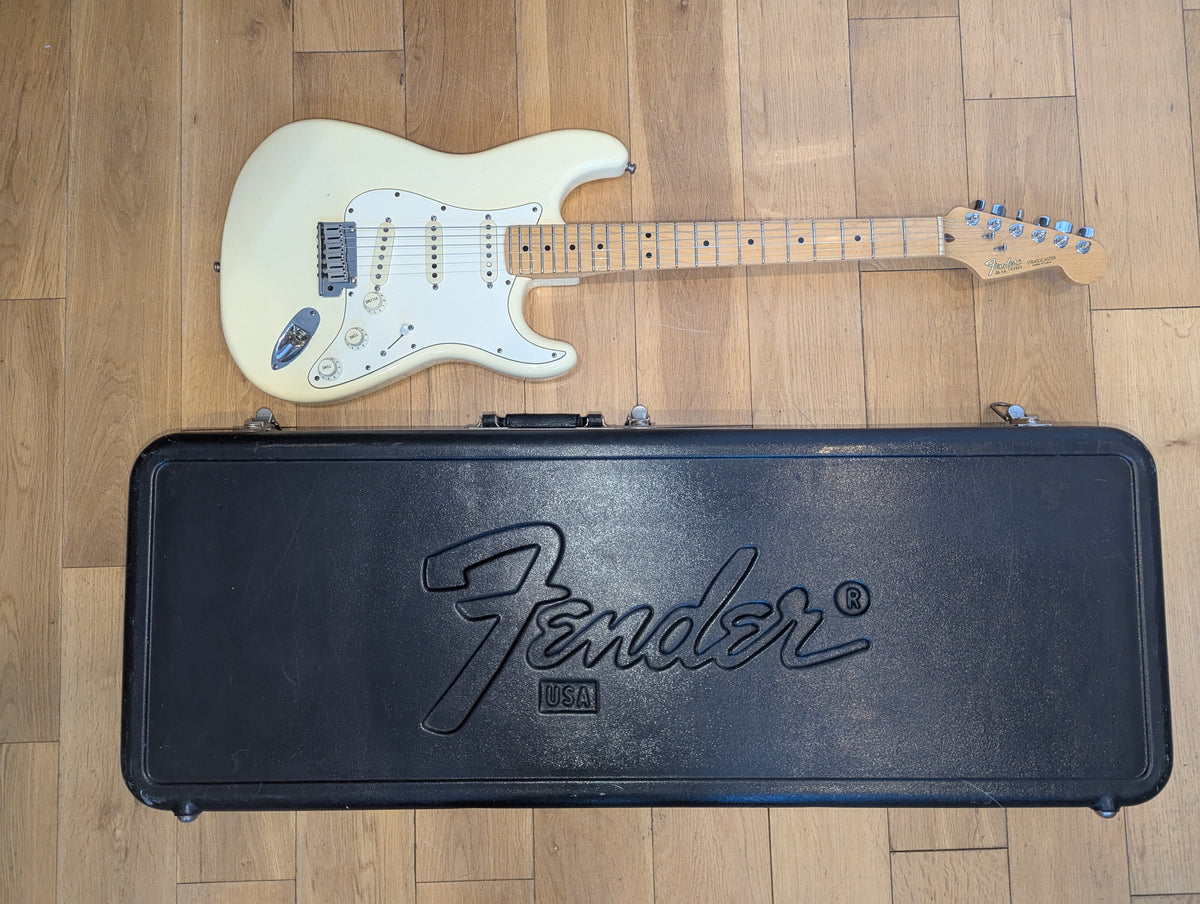 Fender USA Stratocaster 1987 in Olympic White Maple Fingerboard – Rare EE Serial No.