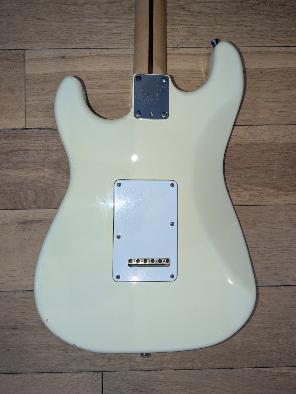 Fender USA Stratocaster 1987 in Olympic White Maple Fingerboard – Rare EE Serial No.