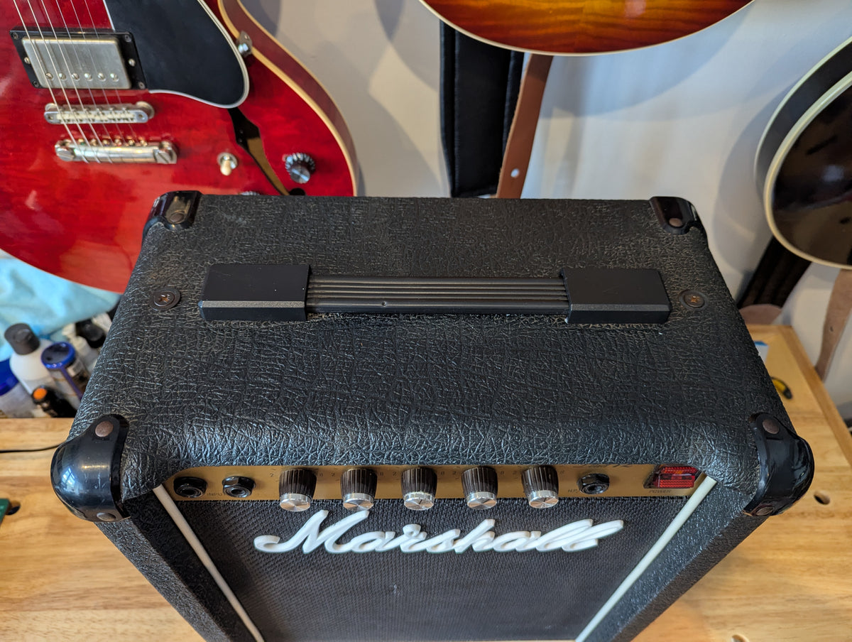 Marshall Lead 12 – (Model: 5005 – Year: 1988). Sympathetically modified to allow for an external cab to be connected