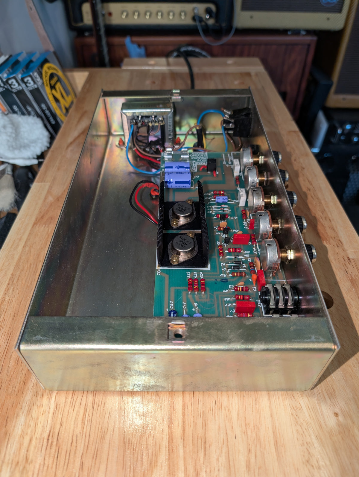 Marshall Lead 12 (MK1) - Modified to allow for an external cab to be connected.
