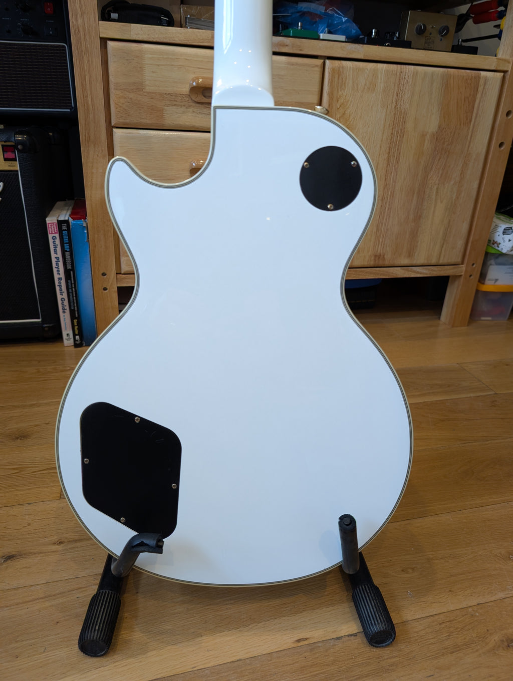 Epiphone Les Paul Custom – Ebony Fingerboard (new spec) in Alpine White 2020
