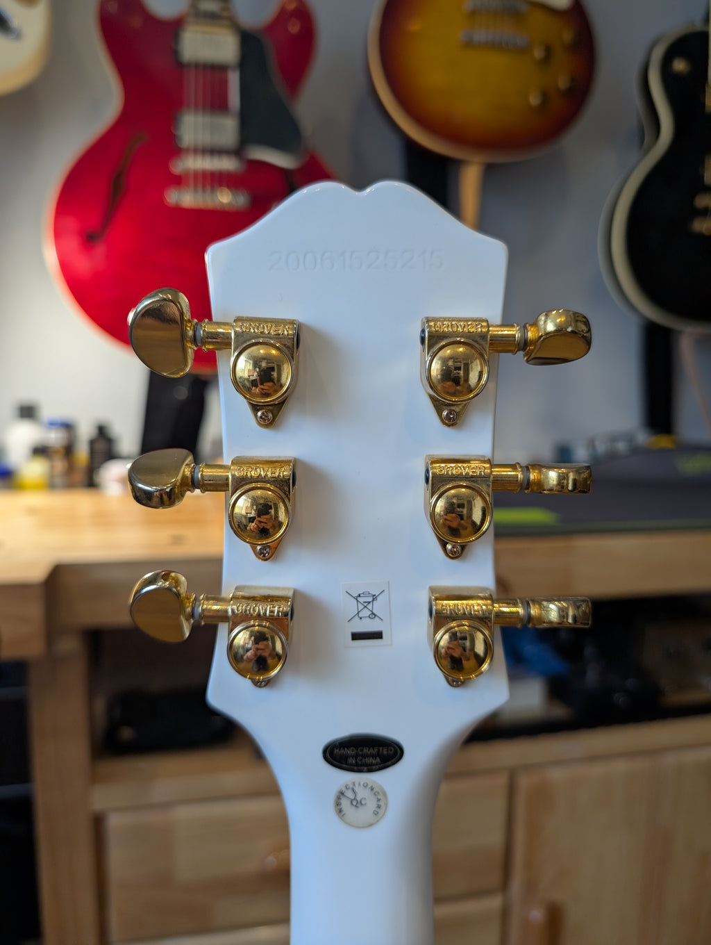 Epiphone Les Paul Custom – Ebony Fingerboard (new spec) in Alpine White 2020
