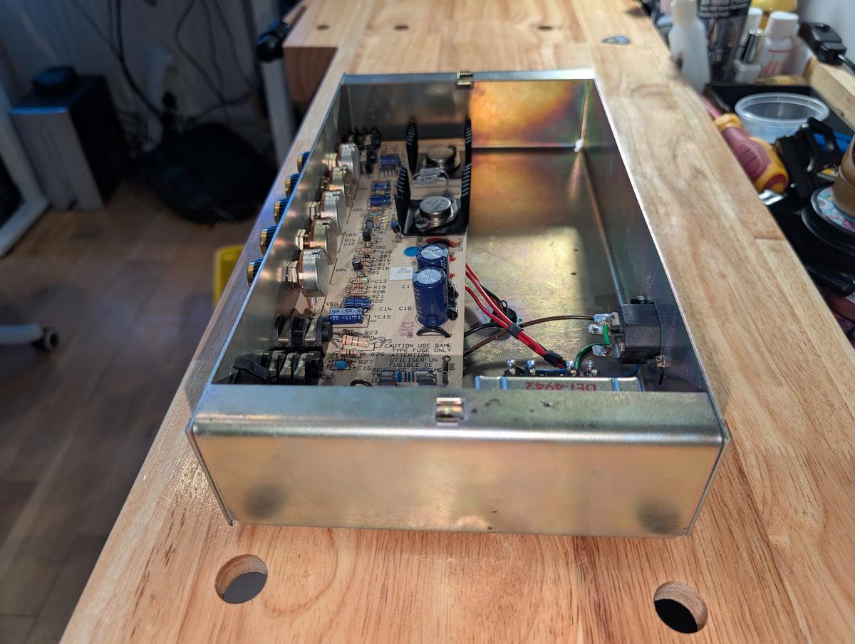 Marshall Lead 12 – (Model: 5005 – Year: 1990). Sympathetically modified to allow for an external cab to be connected.