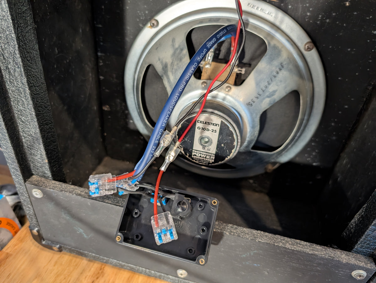 Marshall Lead 12 – (Model: 5005 – Year: 1990). Sympathetically modified to allow for an external cab to be connected.