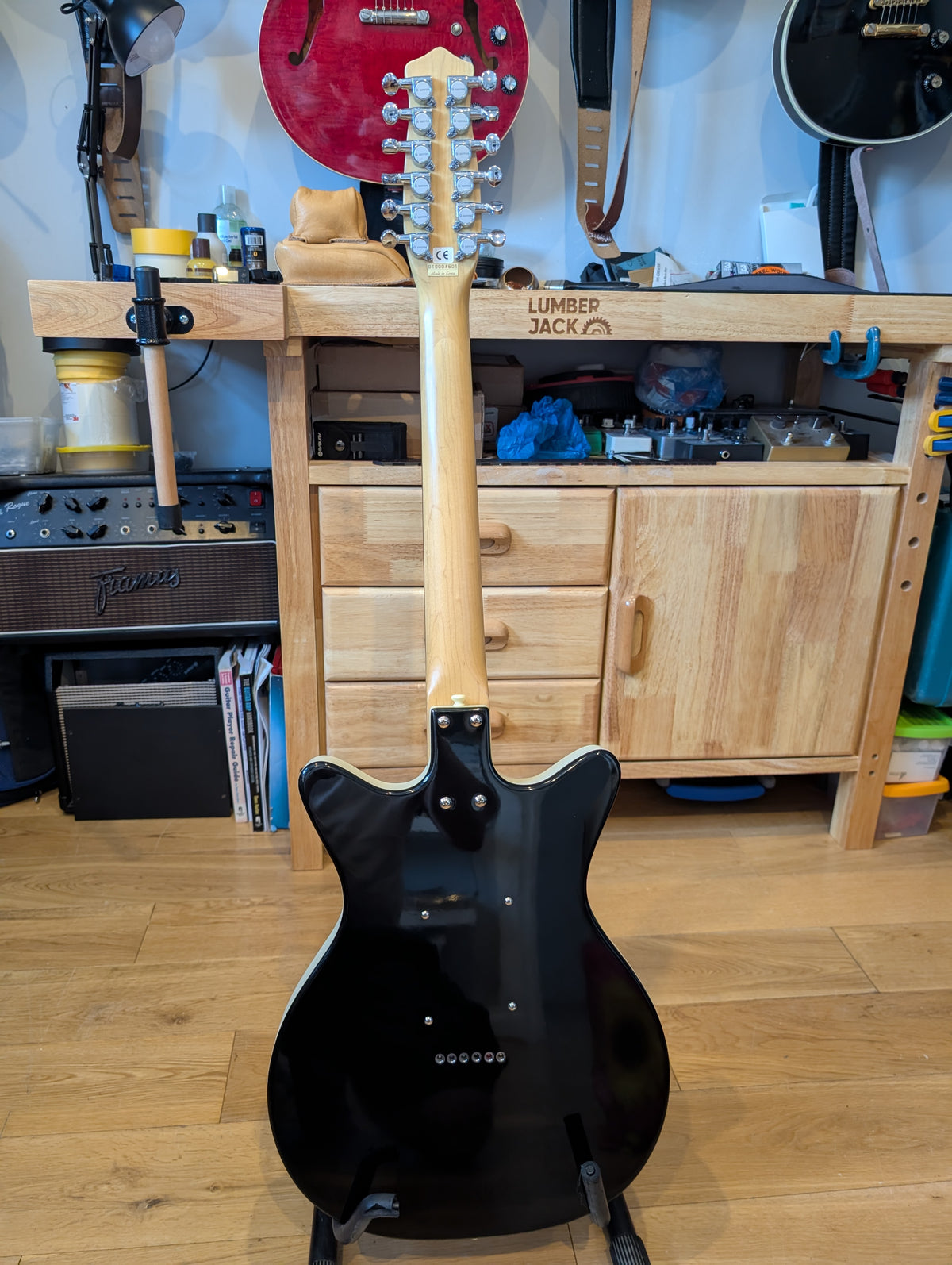 Danelectro DC12 – 12 String Guitar Black with Cream body sides – c.1998 with gig bag