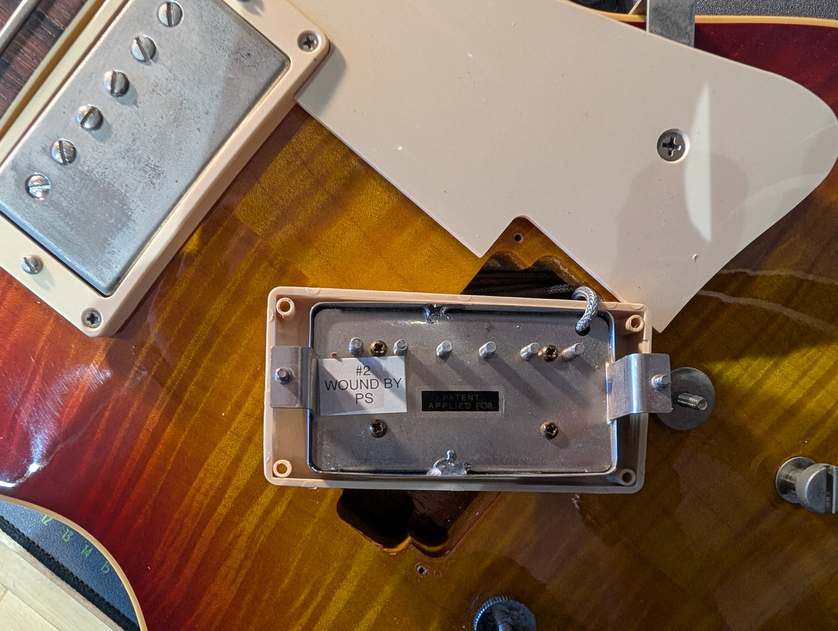 Gibson Custom Shop Les Paul Standard 1959 Reissue R9 – Cherry Sunburst (2005)