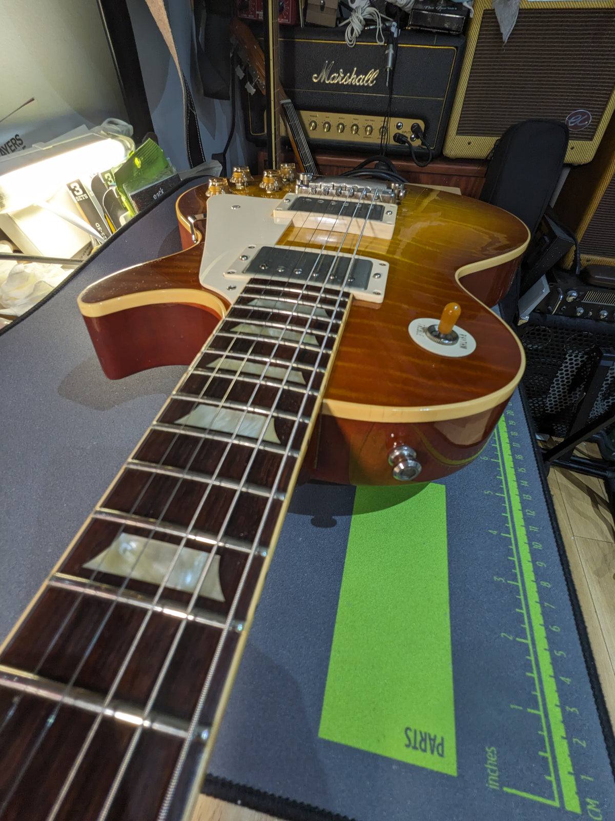 Gibson 1959 Les Paul Reissue VOS – R9 Sunrise Tea Burst