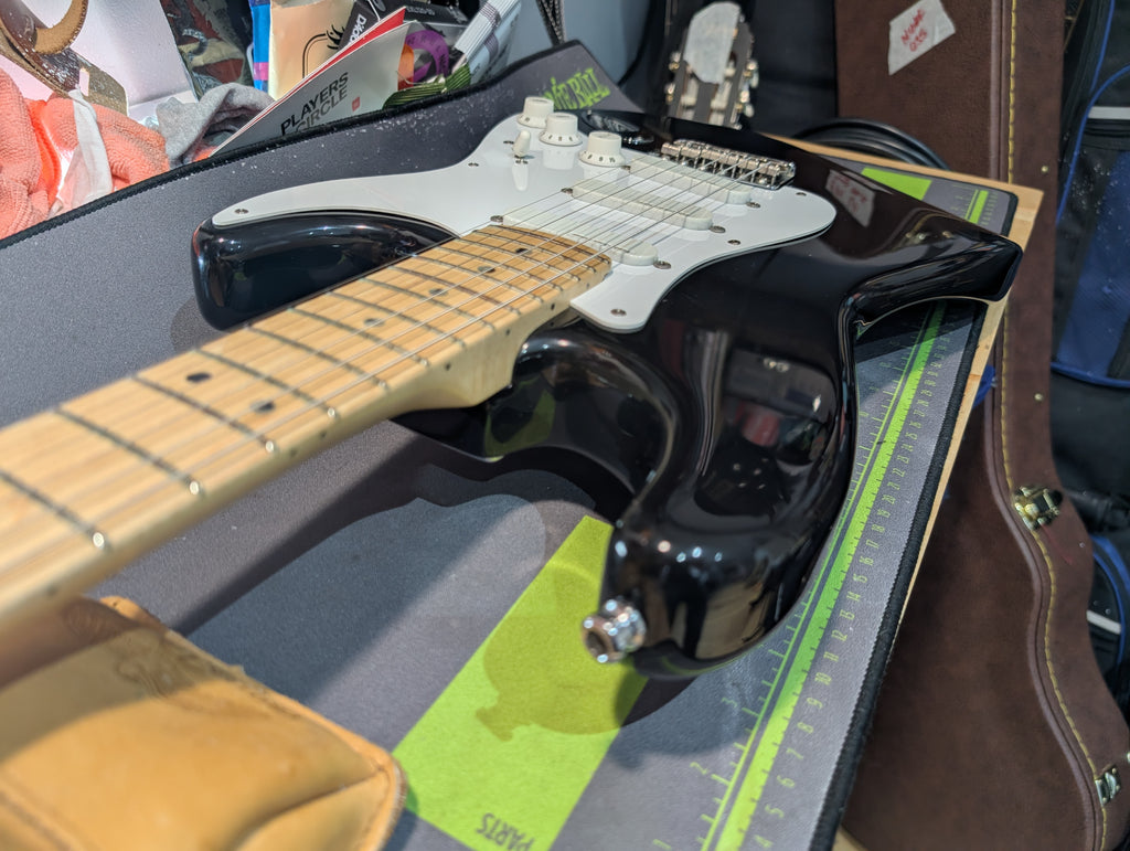 Fender Eric Clapton ‘Blackie’ USA Stratocaster with Fender Lace Sensor Pickups (1999)