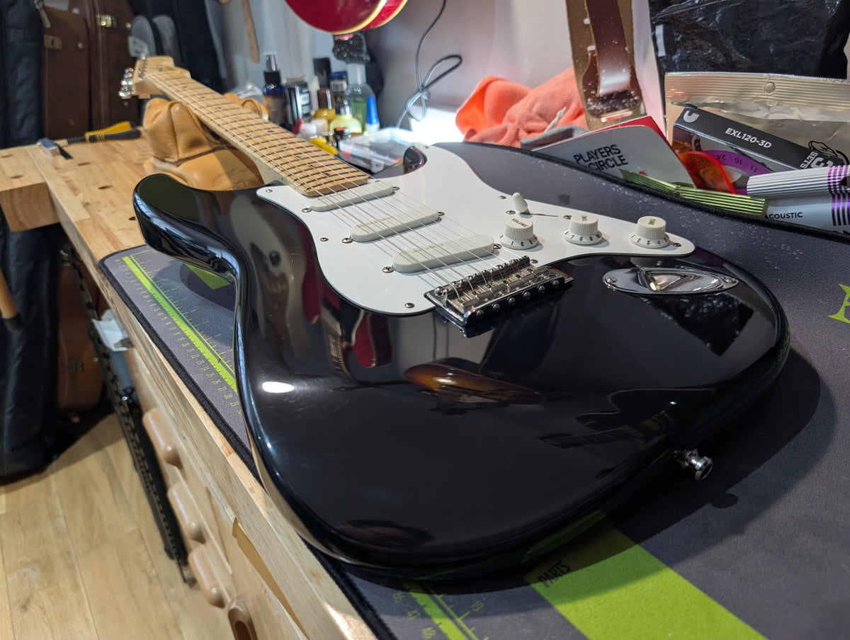 Fender Eric Clapton ‘Blackie’ USA Stratocaster with Fender Lace Sensor Pickups (1999)